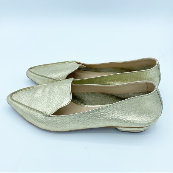 Neiman Marcus loafers flats Gold Shoes Size: 8.5 LEATHER